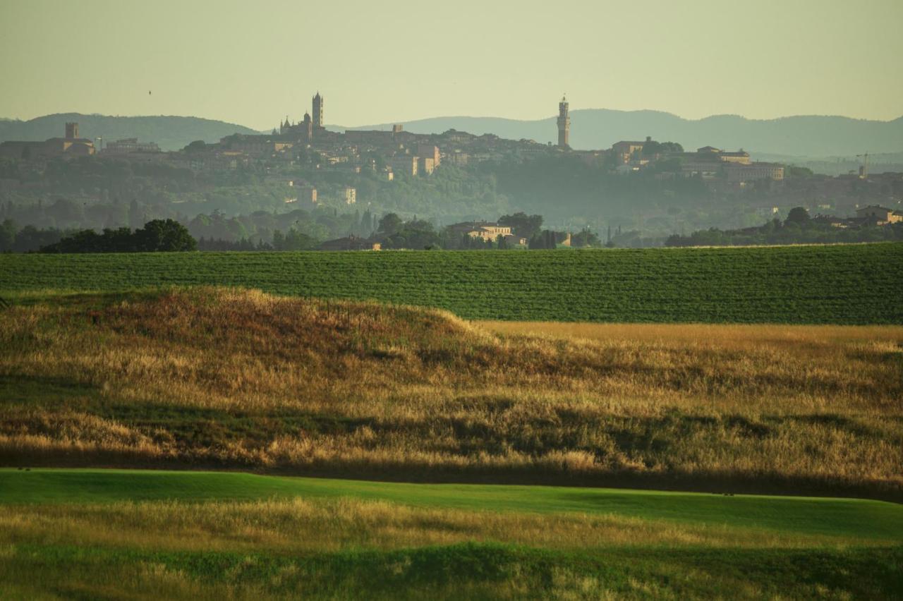 La Bagnaia Golf Resort Bagian luar foto