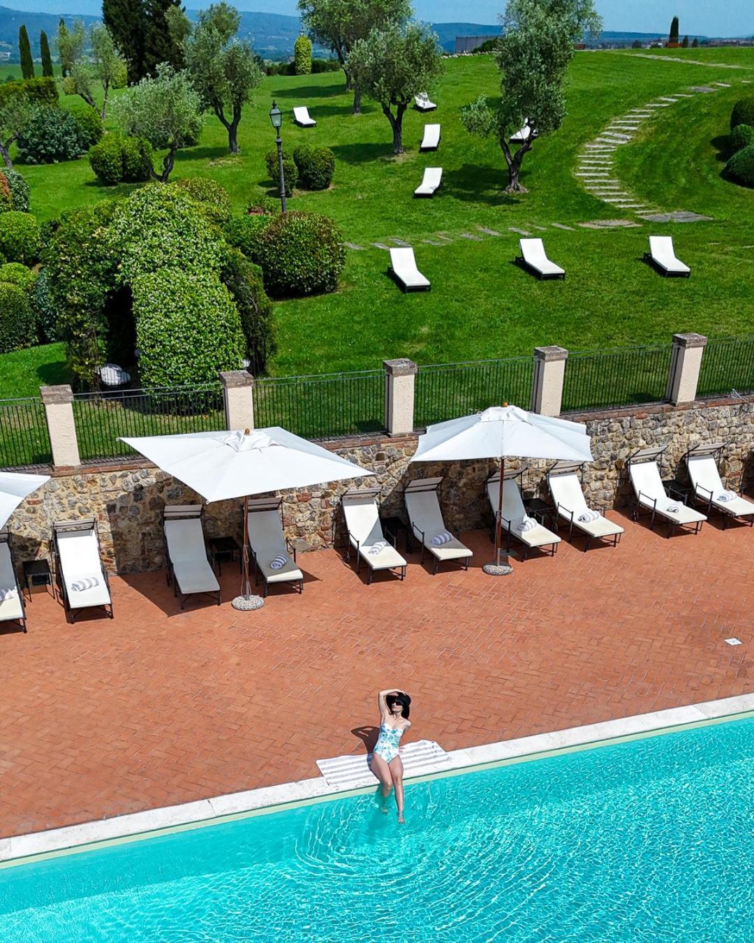La Bagnaia Golf Resort Bagian luar foto