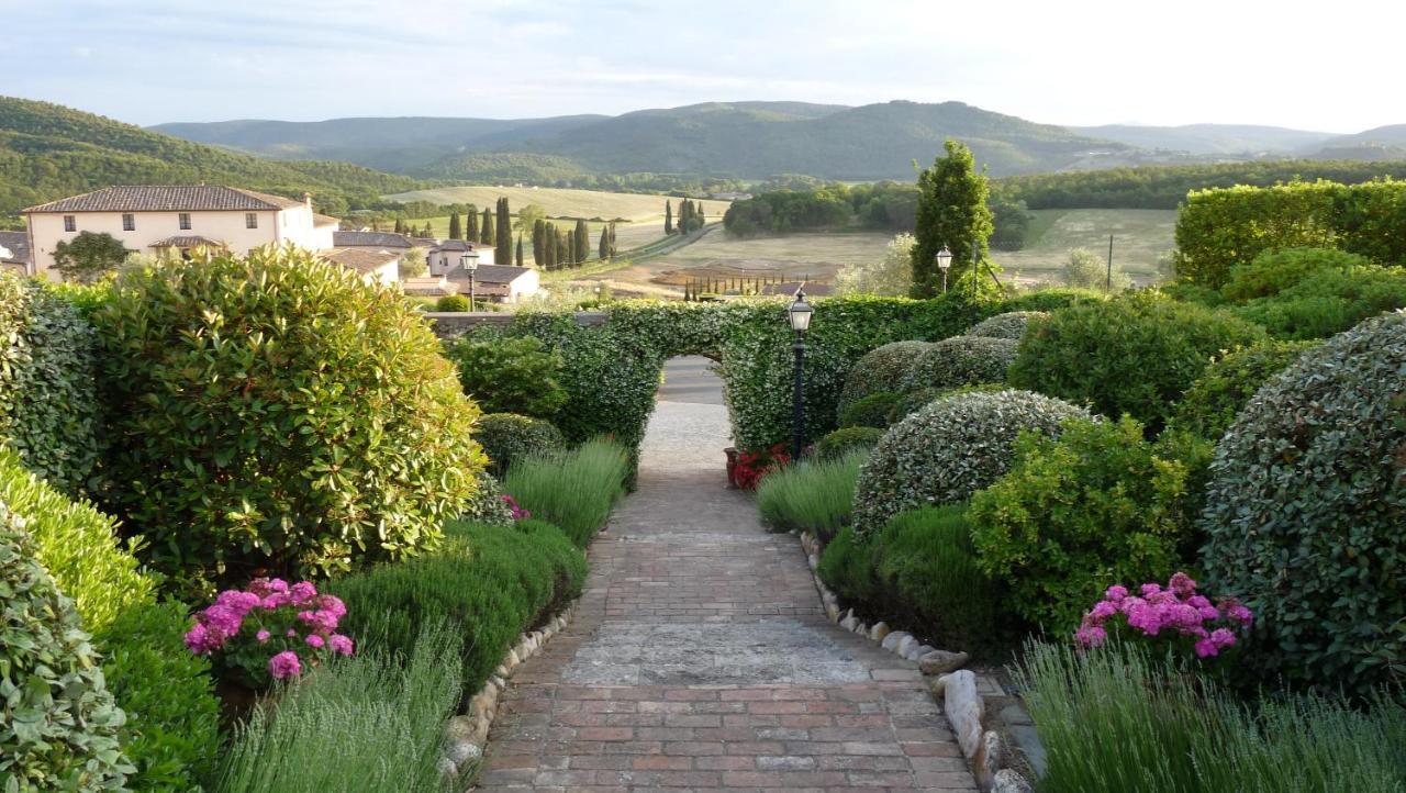 La Bagnaia Golf Resort Bagian luar foto