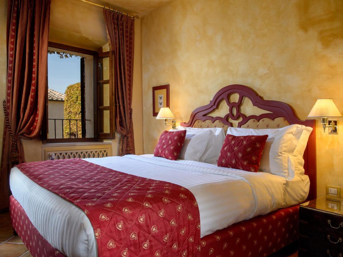 La Bagnaia Golf Resort Bagian luar foto