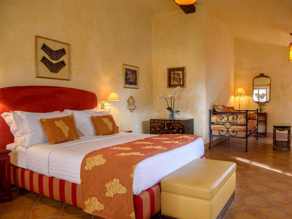 La Bagnaia Golf Resort Bagian luar foto