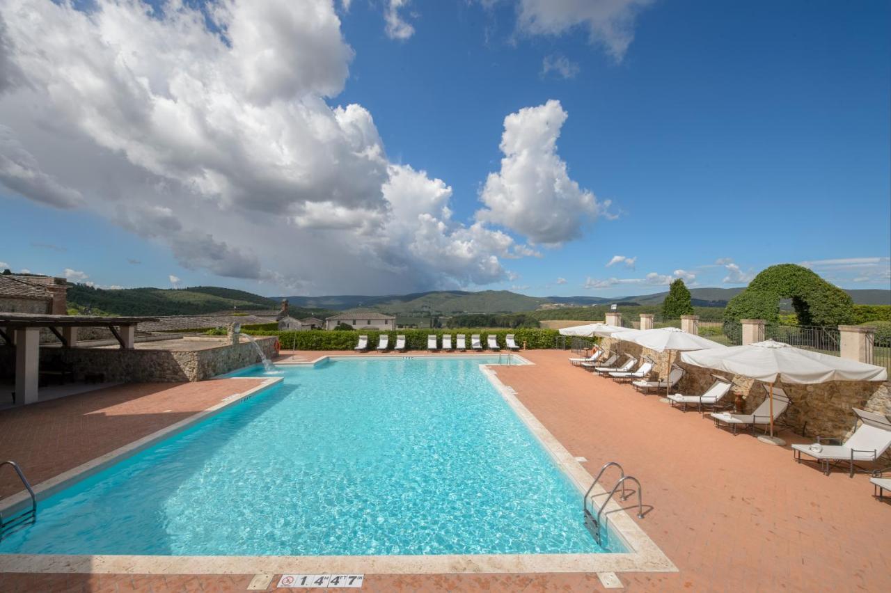 La Bagnaia Golf Resort Bagian luar foto